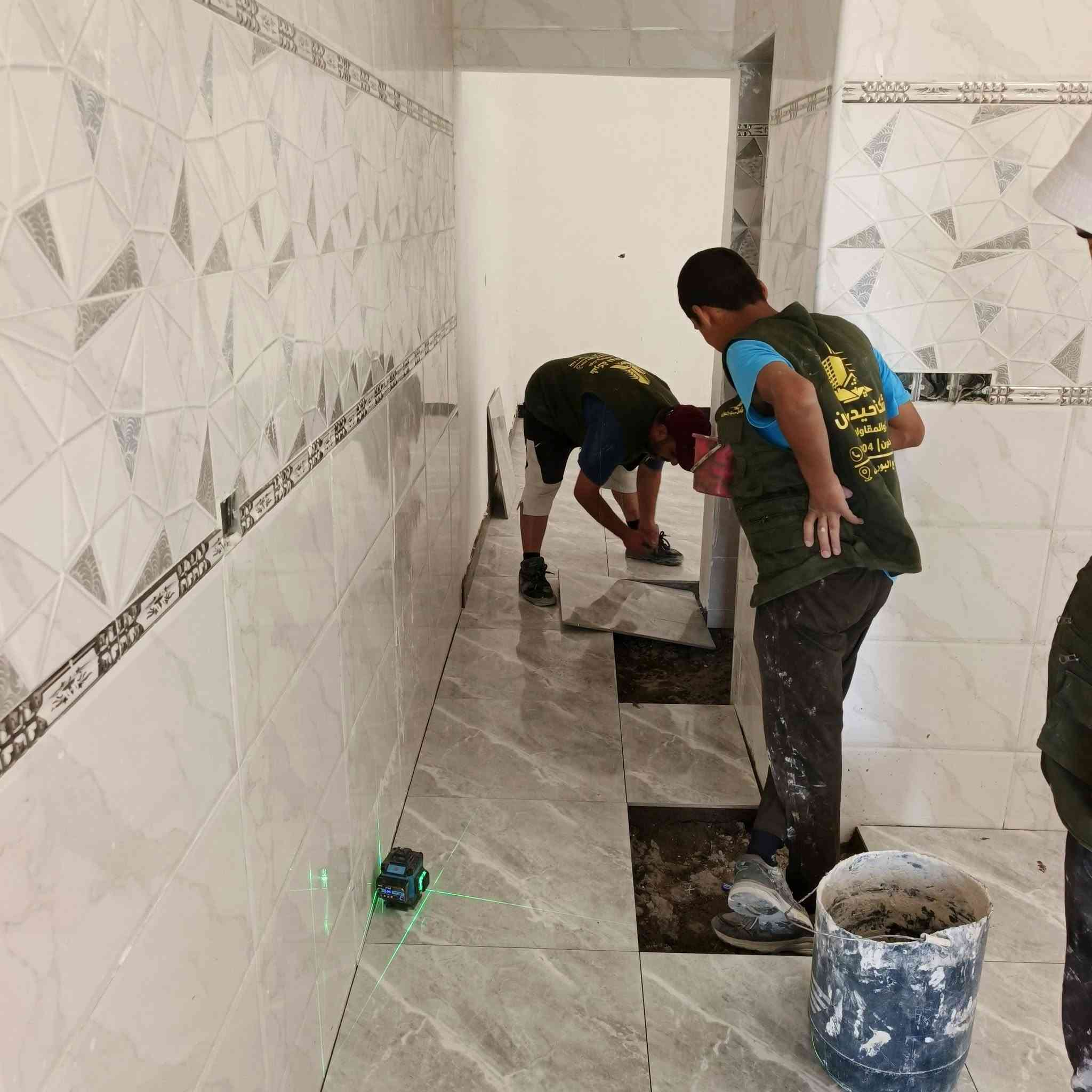 مستعدين للبناء القطع الأراضي والدور السكنية بمواصفات عاليه وشغل درجه اولى أحدث الخرائط كوادر العمل 💪👷💪 متخصصه والعمل مستمر على مدار ٢٤ ساعه للتواصل ‏‪***********‬‏
