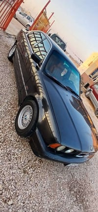 ٥٢٥ • ١٩٩٠ • اوتو