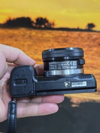 سوني NEX-6 • عدسة 16-50 • فلاش عاطل