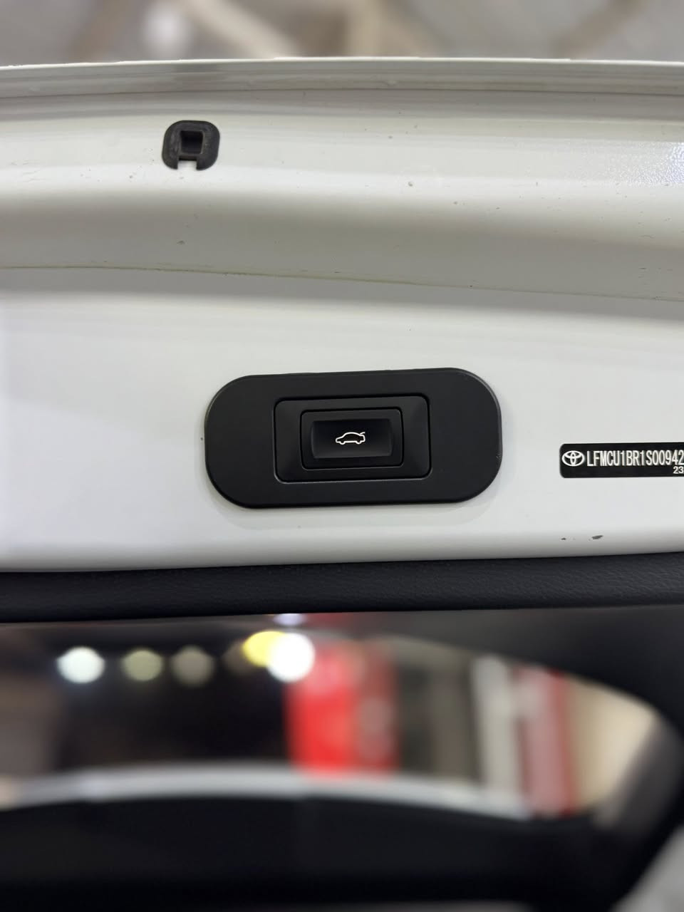 كورولا كروس 2025
فول 1/1 فتحه -حمالات-شاحن وايرليس- صندوك كهرباء -كشنات جلد احمر-كشن السايق كهرباء 
ماشيه 20.000 جديه السياره لوك 
سعر مناسب للاستسفسار ***********
