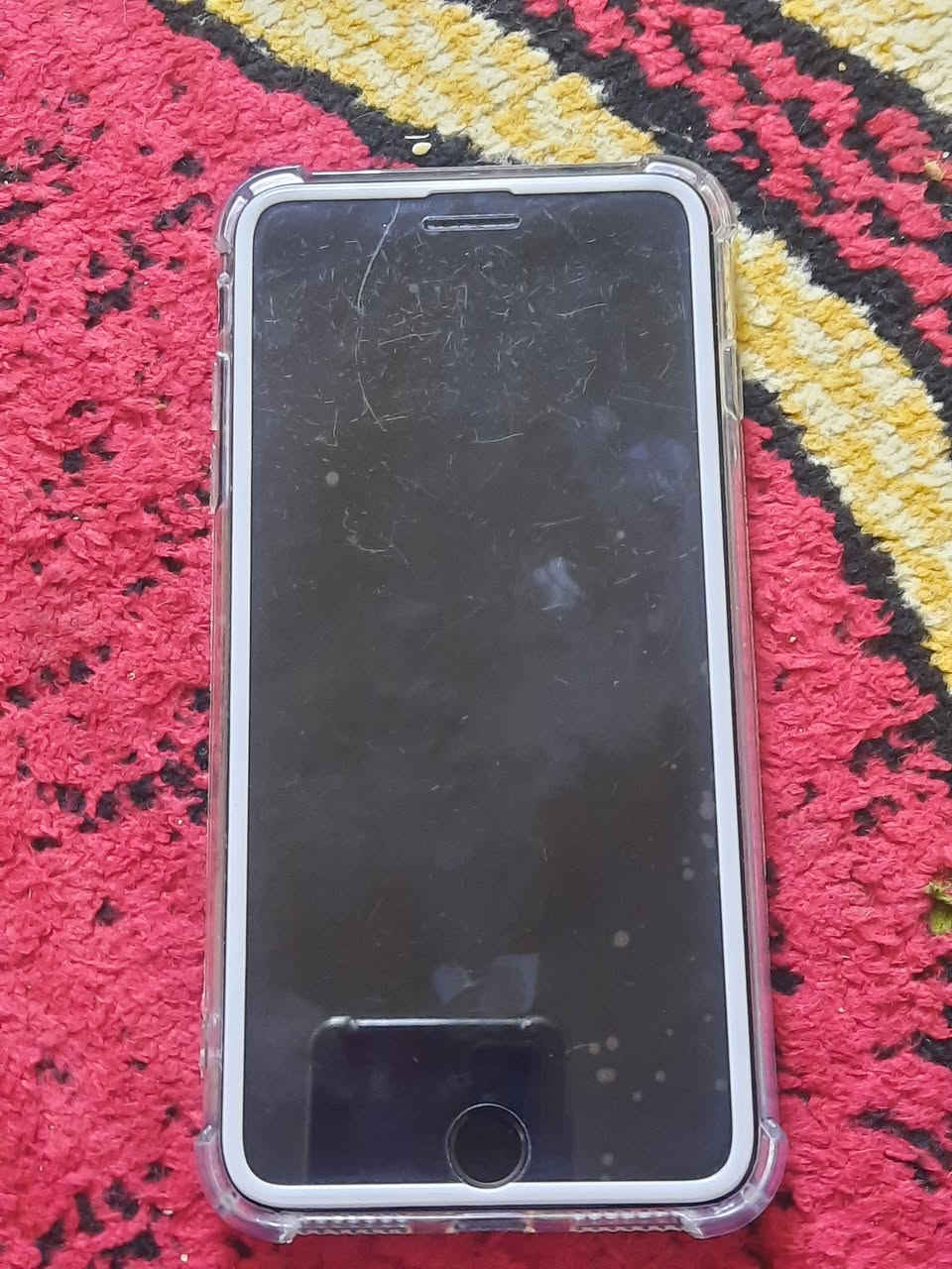 ايفون7 بلاص ذاكره128 بطاريه100 كلش ما مبدل فقك بطاريه كامل ملحقات كفر+لزكه الاصليه+كيبل شحن الاصلي سعر110وبي مجال متواجد خاص رقمي***********
