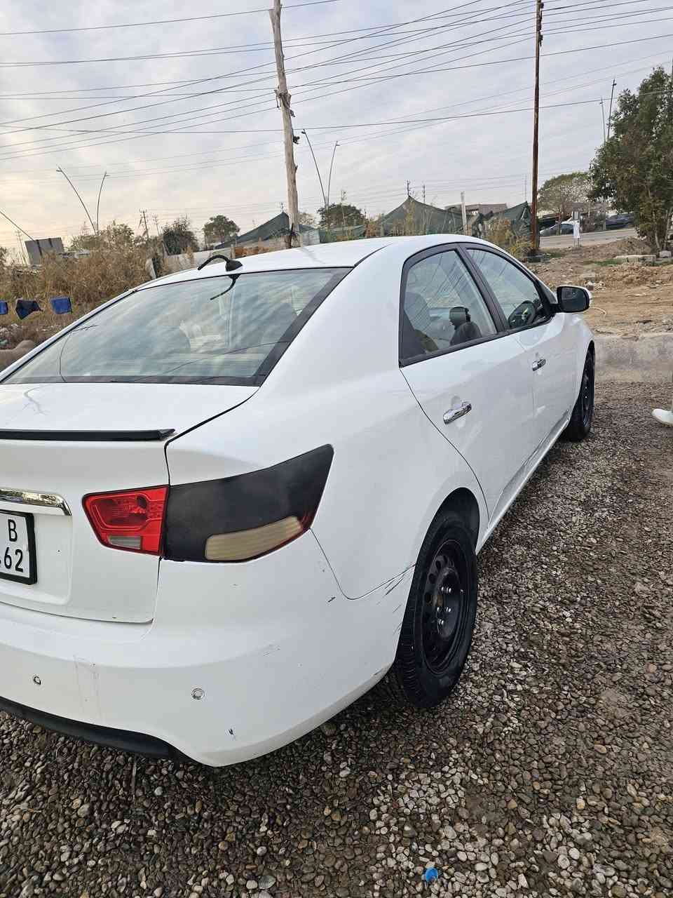 السلام عليكم سيراتو موديل 2012 رقم سليمانيه هزه و سنويه جديده بيها 3 قطع السعر 95 للتفاصيل ***********
