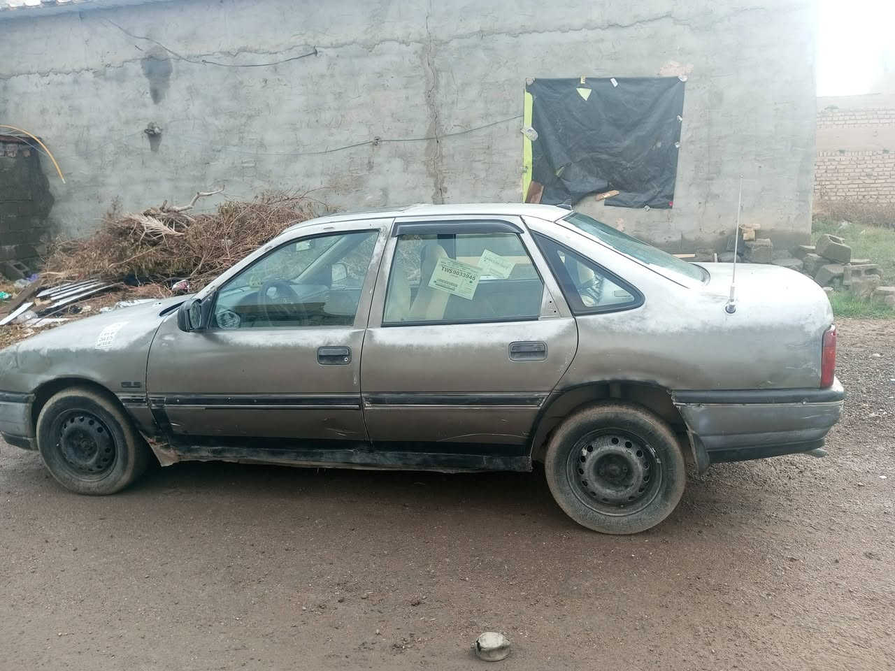 سلام عليكم ابل فكترا موديل 1990محرك كير انضاف السعر 30 وبيه مجال تحويل مباشر اذمروس حسب القنعاعه الرقم تلفون ***********
