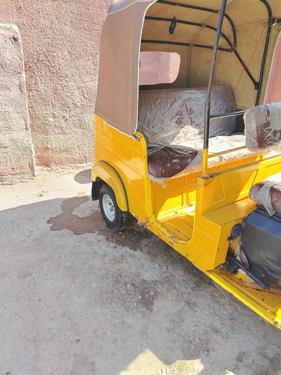 السلام عليكم تك تك بجاج البيع موديل 20 شهر 5 رقم انكليزي بغداد ب اسمي تك تك خير من الله ماناقصها اي شي تحويل مباشر مكاني بغداد الدوره ابو الديشير سعر 6800 وبيها مجال الشراي الرقم ***********
