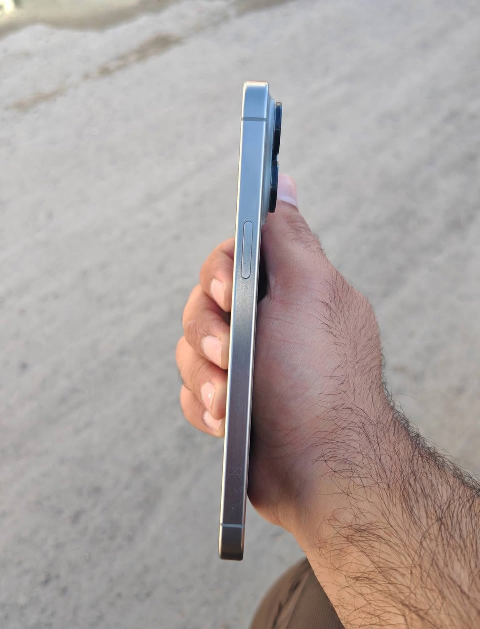سلام عليكم آيفون15برو ماكس ذاكره256بطاريه98جهاز مبدل شاشه سابقن اصليه وبطاريه همات شاشه بيها خطوط مكاني ميسان حي الوحده سعر375وبي مجال رقمي***********واتساب
