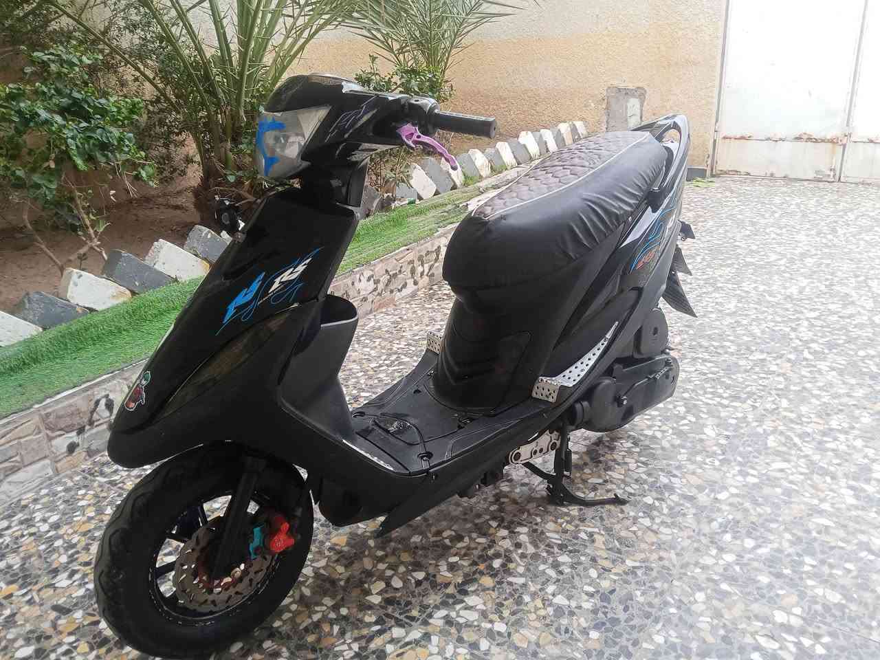 سلام عليكم دراجة للبيع ماكس عدله بوشه49 دراجة نضيفه وحلوه العنوان مجر الكبير السعر 700 وبيه مجال قليل رقم الهاتف ***********,,,
