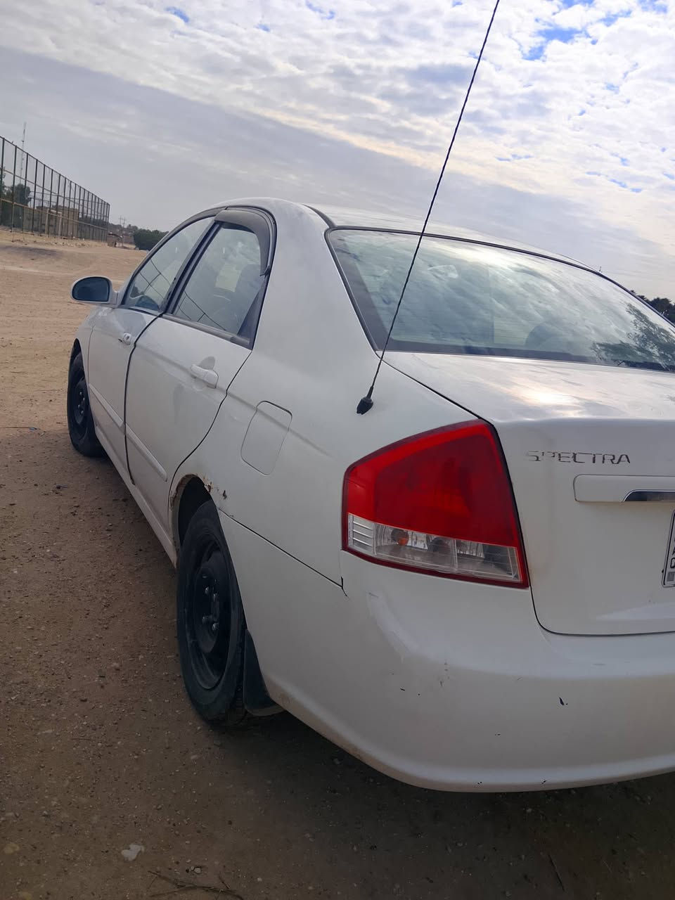 سلام عليكم يوجد سبكترات 2 وارد مكان كربلاء  أمريكي
البيضه/ سبكترا ٢٠٠٧ نضيفه كلشي شغال حداديه جديده تبريد وتدفئه نضيفه 
الرصاصيه /وارد أمريكي ٢٠٠٩ نضيفه كلش كلشي شغل تبريد وتدفئه 
الاستفسار /***********___***********
