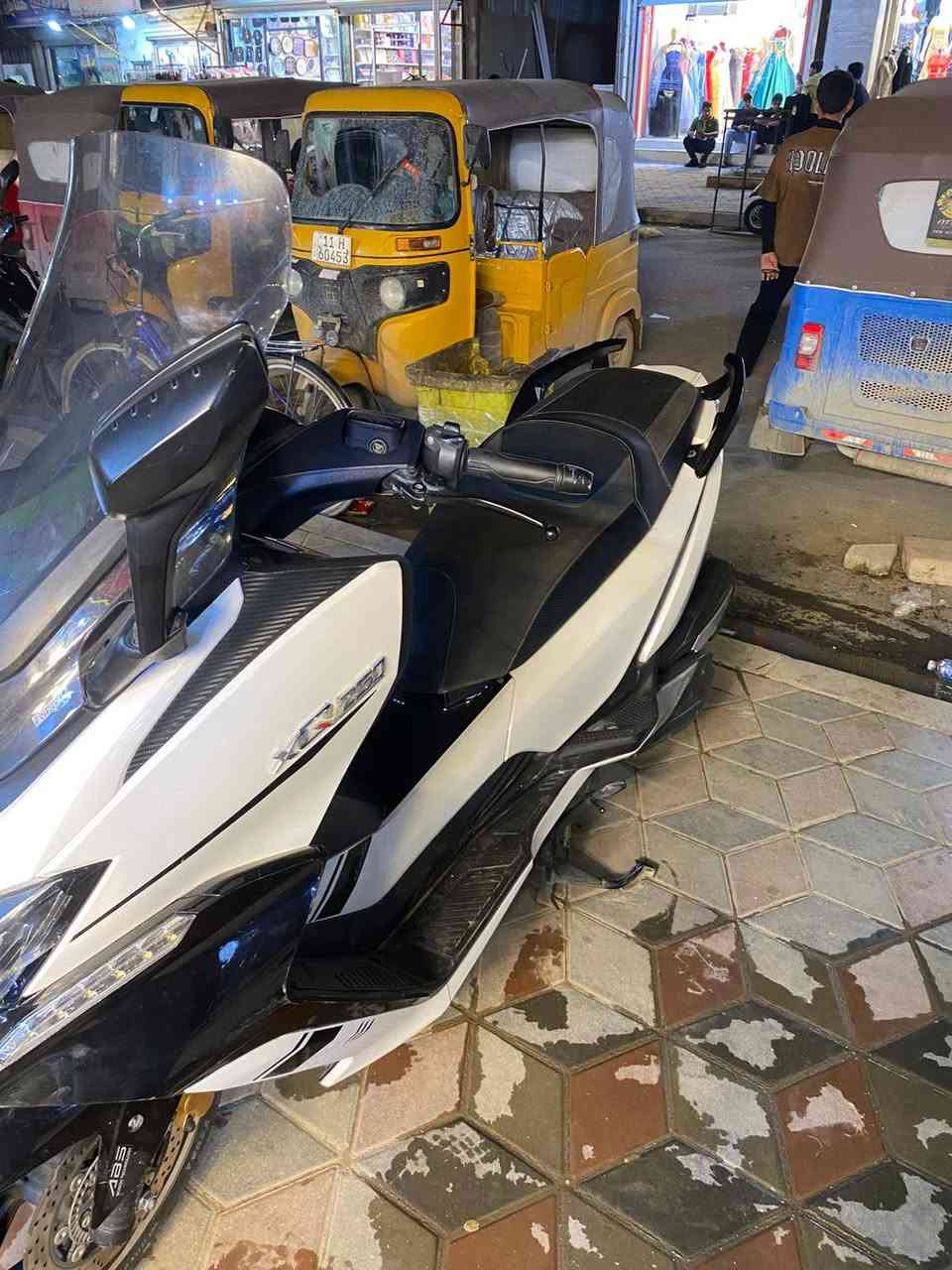 السلام عليكم دراجه للبيع موديل 25 الدراجه مقفوله كفاله عامه ماكينه مقفوله المكان الشعه دراجه اوراقها كامله سعر الدراجه ب 30 وبيها مجال رقم الموبايل***********
