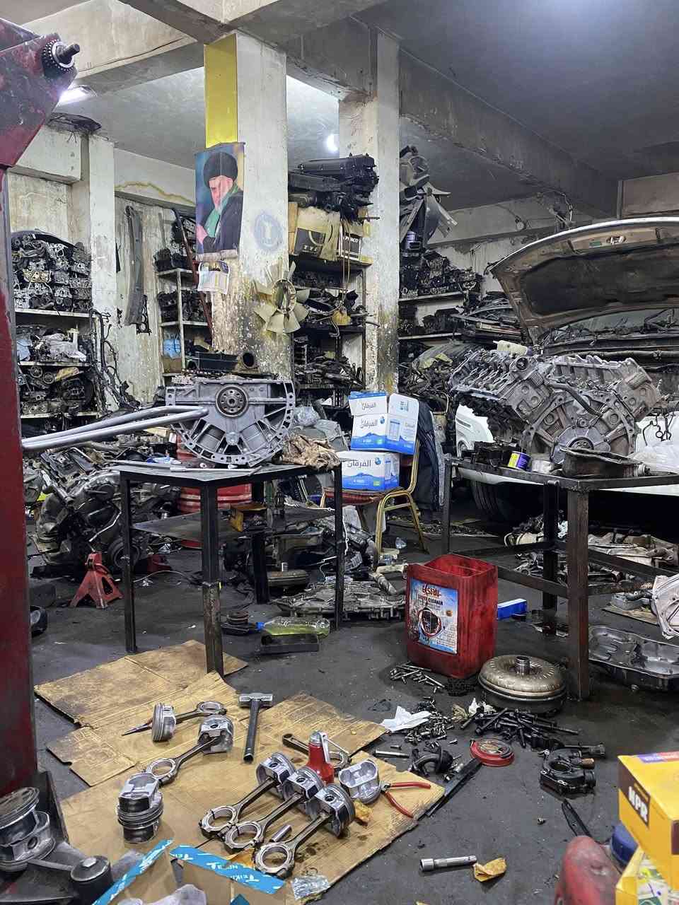 السلام عليكم حبايب
اي شي بالك موجود تحديثات 
تفصيخ كامل 
سلم سياره تستلم سياره دزاين تريده 
مكاني بابل حي صناعي 
***********
