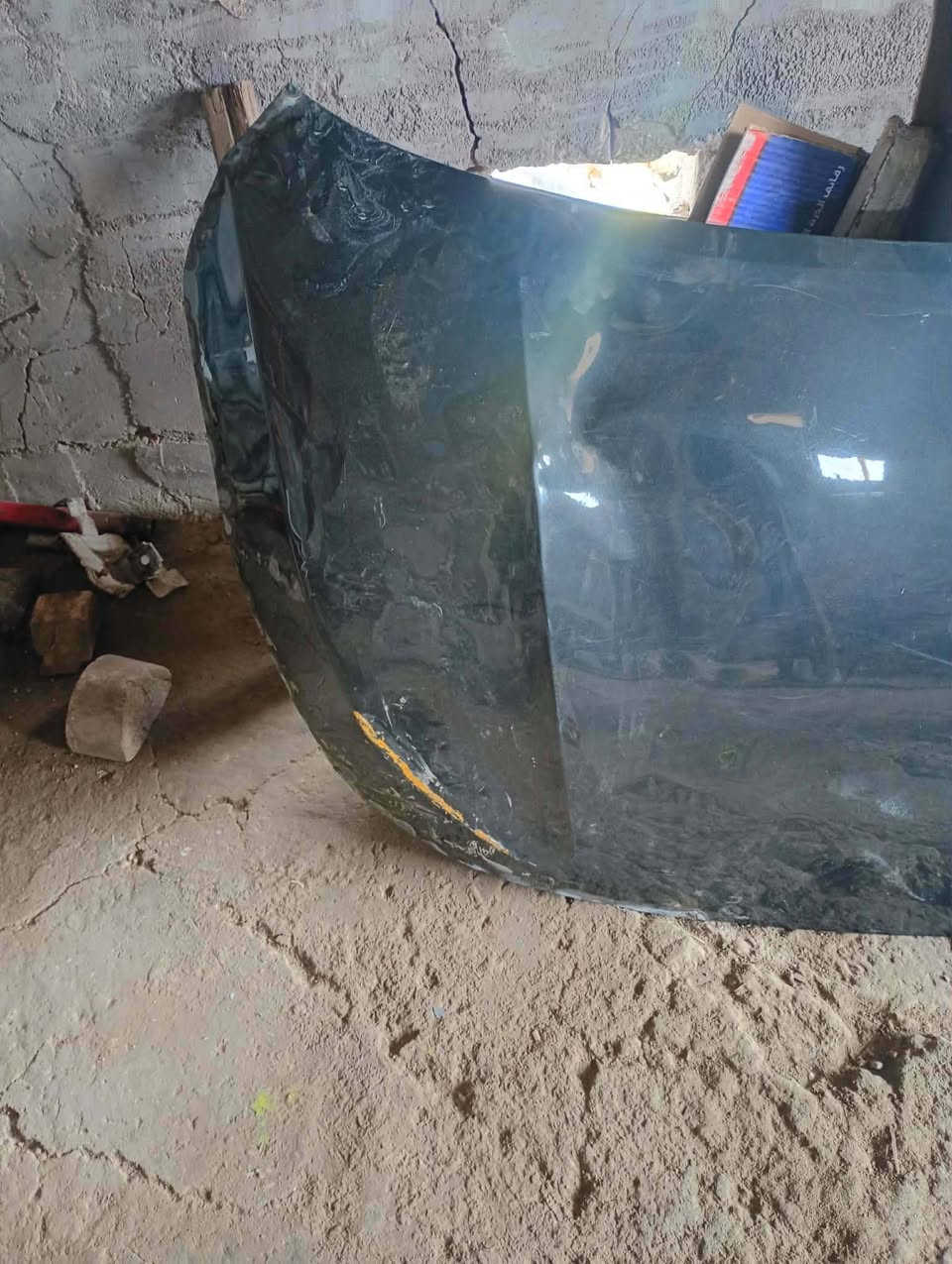 سلام عليكم سلتوز 24 فول موصفات فتحه بصمه فول حادث شويه بخشم البنيد بدون ارباك فول  فتحه بصمه فول ماشيه 9000 الف بعدهي زيروه لونه رصاصي  بدون تبديل اي قطعه
ب١٦٥ وبيه مجال 
***********
