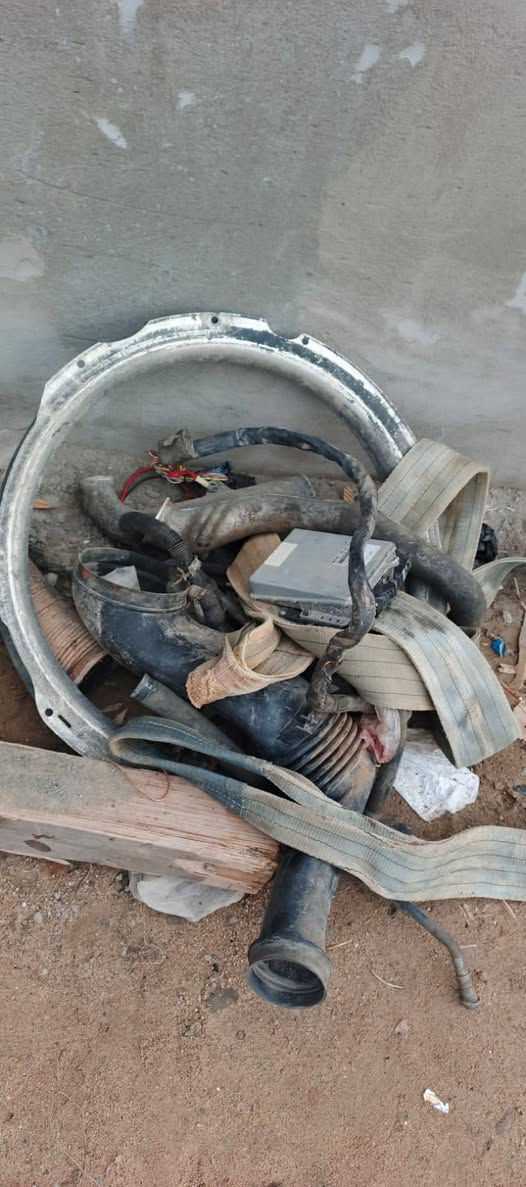 بم وتاروسه نوزلات سلف عقل ضفيره كمبريسر تبريد دينمو هواي غراض لبيع وكلهن شرط للبيع المكان البصرة الشعيبة
***********
