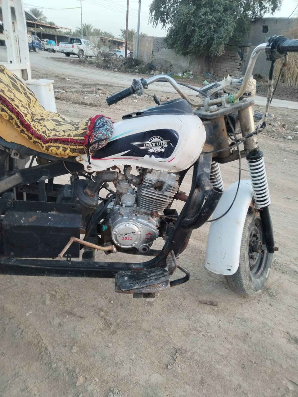 السلام عليكم ستوته للبيع مرقم سنويه كامله بأسمي مكان ذي قار قضاء الاصلاح شاصي بدي نضيف  سعر 1500 وبيه مجال للشراي  مديل 2014 

 ***********
