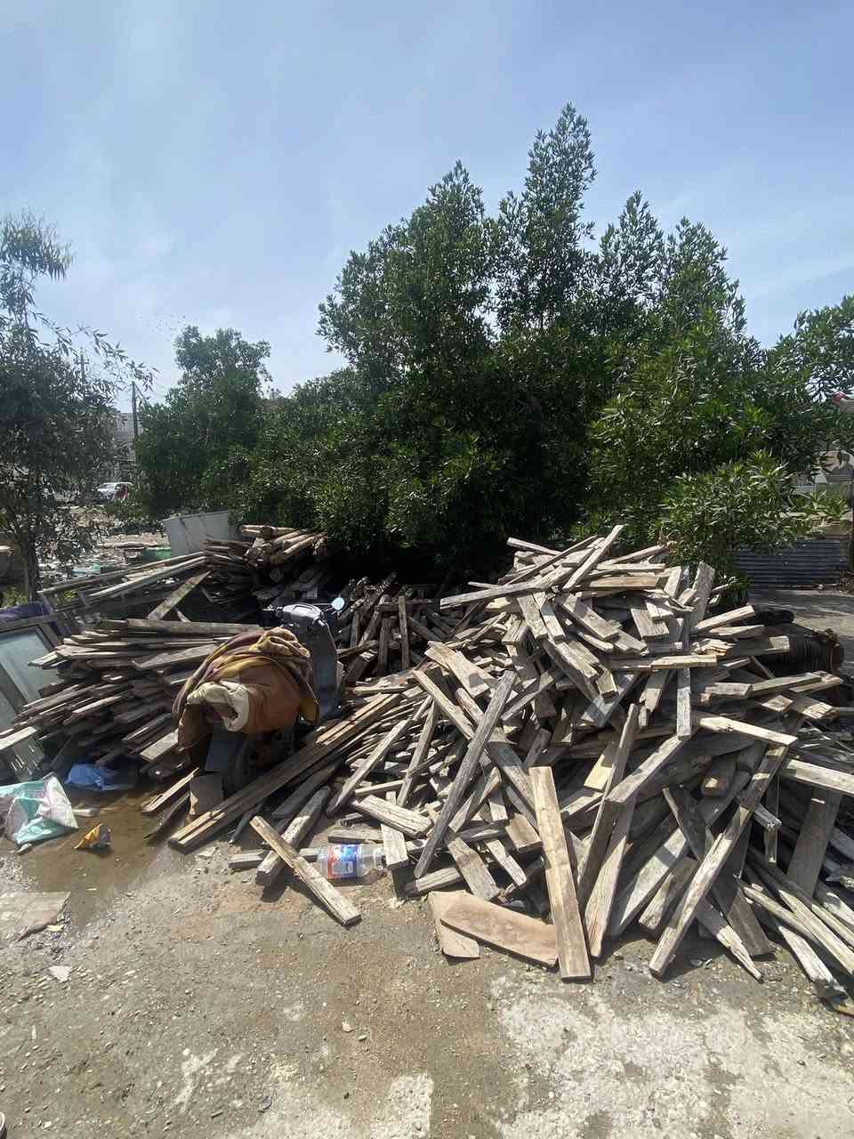 قالب خشب للبيع يدك 200 سكف رباط ويه جكات 20  العنوان بغداد ام الكبر  استفسار ‭٠٧٧٠ ٨٨٢ ٢٨٩٣‬
