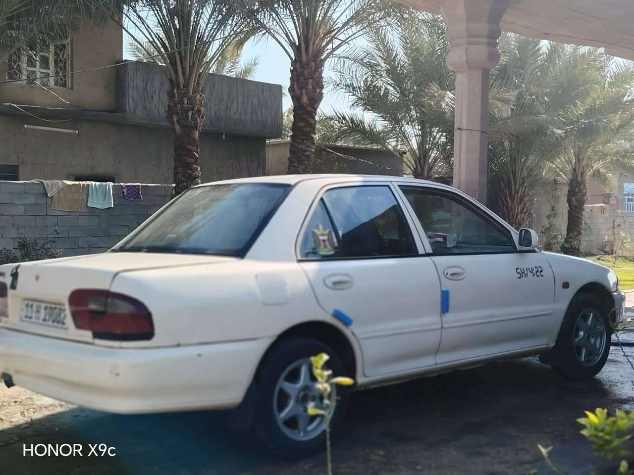 سلام عليكم سياره براتون للبيع موديل 2004 محرك وكير مكفولات گشرر بلادي تبريد شغال نغص غاز سياره حلوه وجاهزه سعر 55 وبيه مجال *********** بي واتساب
