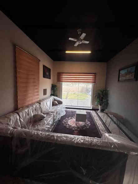 #ياالله
استراحه للبيع طابو زراعي ٢٥ مداور بأسم المشتري المساحه ٥٠٠ مّ تحتوي على بناء بمساحة ٦٠ مترّ متوفر كهرباء وماء وتبليط وبئر مي
للاستفسار ***********
الموقع طريق الدغاره قرب جامع زبيد
