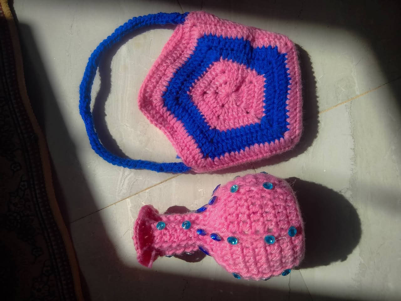 عمل فازه وشنطه حلويات 🍬من كروشيه شغل يدي 🫶🏻🤍🪡crochet.sabrin


**إذا كنت صاحب هذا الإعلان وتريد حذفه لأي سبب، رجاءا أرسل رسالة إلى الدعم الفني**