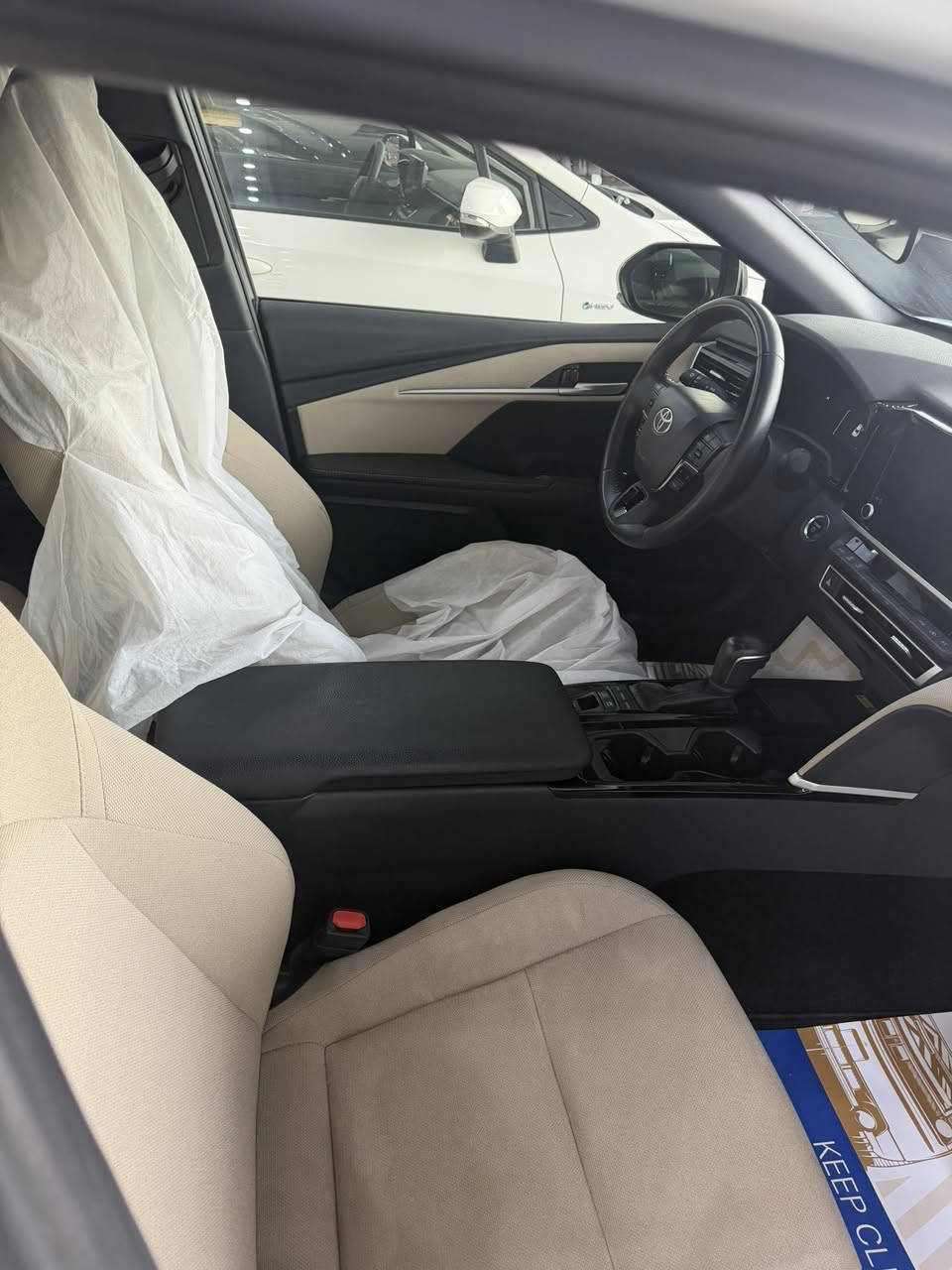 #الحداد_لتجارة_السيارات
نود اعلامكم توفر
(كامري 2025) فول عبد اللطيف 
(مستعمل) 
ماشية (الف)

للاستفسار 👇🏻
قسم المبيعات 
‏‭0786 025 4515‬
***********

نتعامل في 🚗 بيع 🚙شراء 
🚖 مراوس

اوقات الدوام جميع ايام الاسبوع 
من الـ10 صباحـاً الى الـ8 مساءً 

عنوان الشركة📍.. 
معارض البياع -الشارع الوسط

موقع الشركة على خريطة كوكل

‏https://maps.app.goo.gl/B12B68xoMekY6XkYA?g_st=com.google.maps.preview.copy
