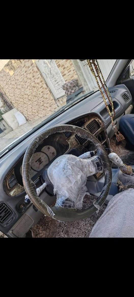 پڕۆتۆن بۆ فرۆشت 2001 سەیارەیە بێ کێشەو چاک بێ مەسرەف علوجە سەیارەکە کەفیلی ماڵی مەدەنی سعر 12 گەڵا ژ.م ***********
