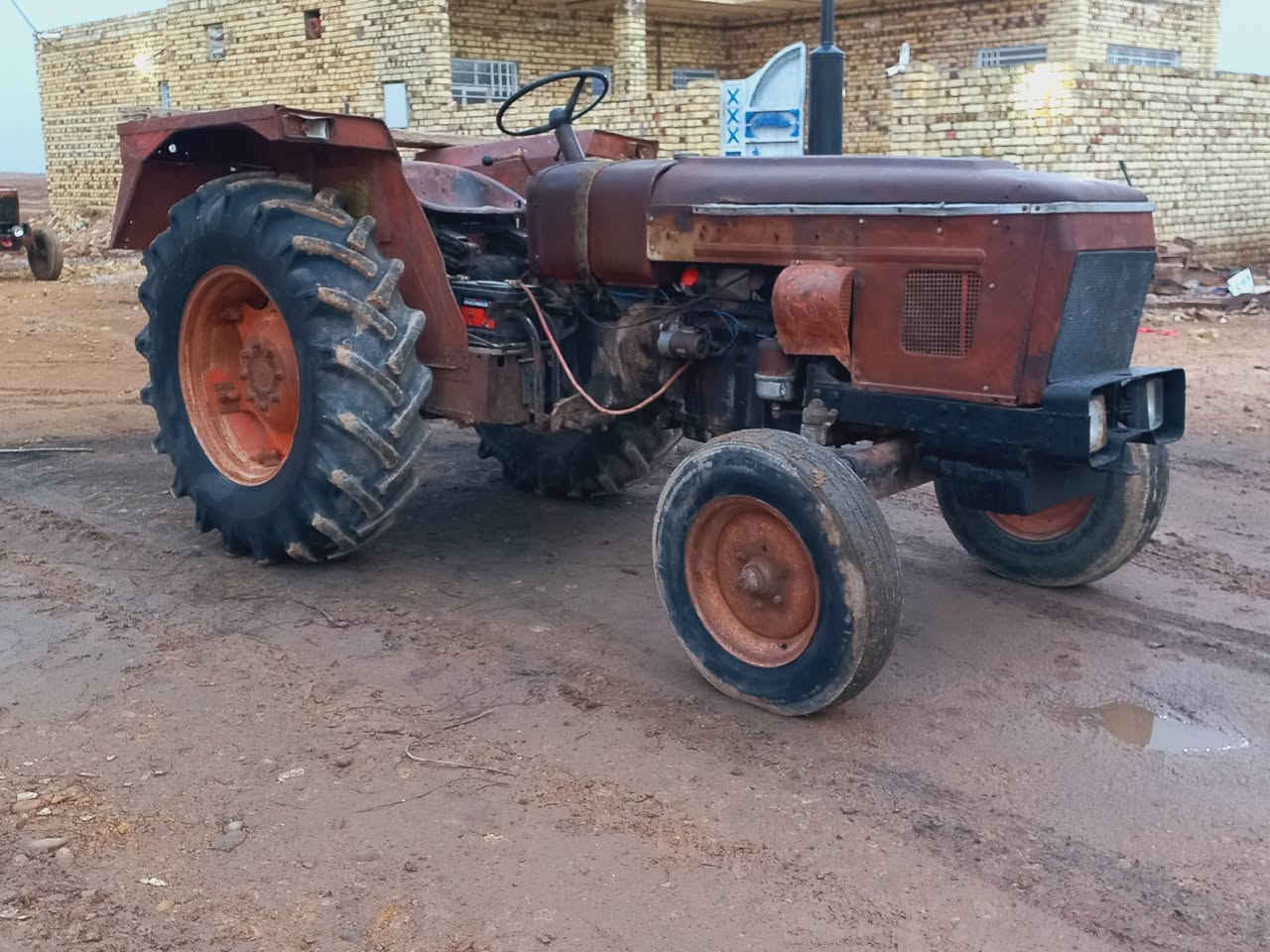 عنتر 87  ابلاديه  نكره سلف باور ستيرن جاهزه من محرك هدروليك كير  كله نضيف  _ العنوان  ميسان  العماره ***********
