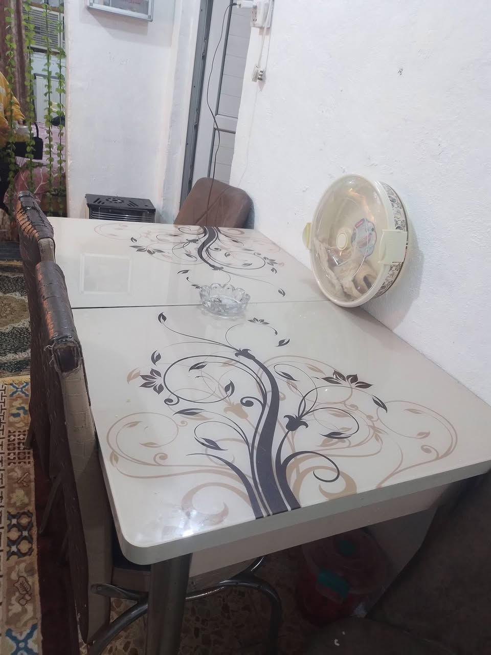 غراض نظاف للبيع يريد اتصل هذا رقم 
***********
