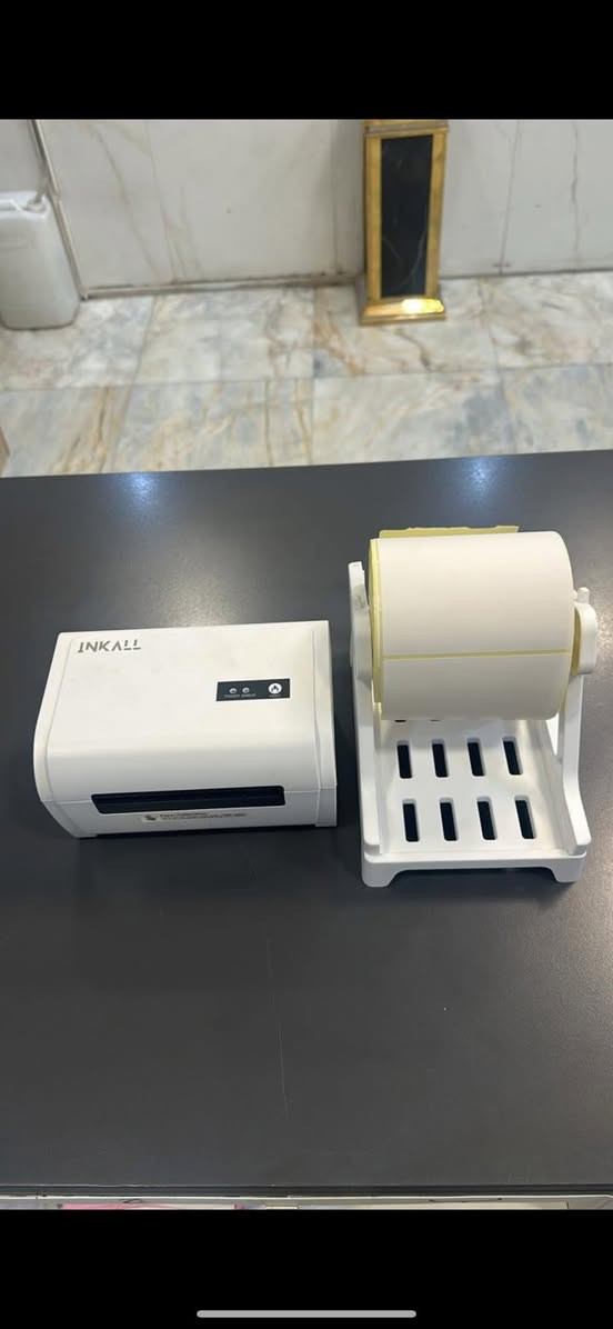 طابعه ستيكرات طبع اوردارات اصحاب البيجات والمحلات اخذتها ومستعملتها للبيع وياها الستركرات تقريبا ٨الف ستيكر لاصق


**إذا كنت صاحب هذا الإعلان وتريد حذفه لأي سبب، رجاءا أرسل رسالة إلى الدعم الفني**