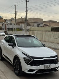 للبيع كيا سبورتج 2025 GT line خليجي رقم بغداد ماشية 20 الف فول 1/1 مكف...