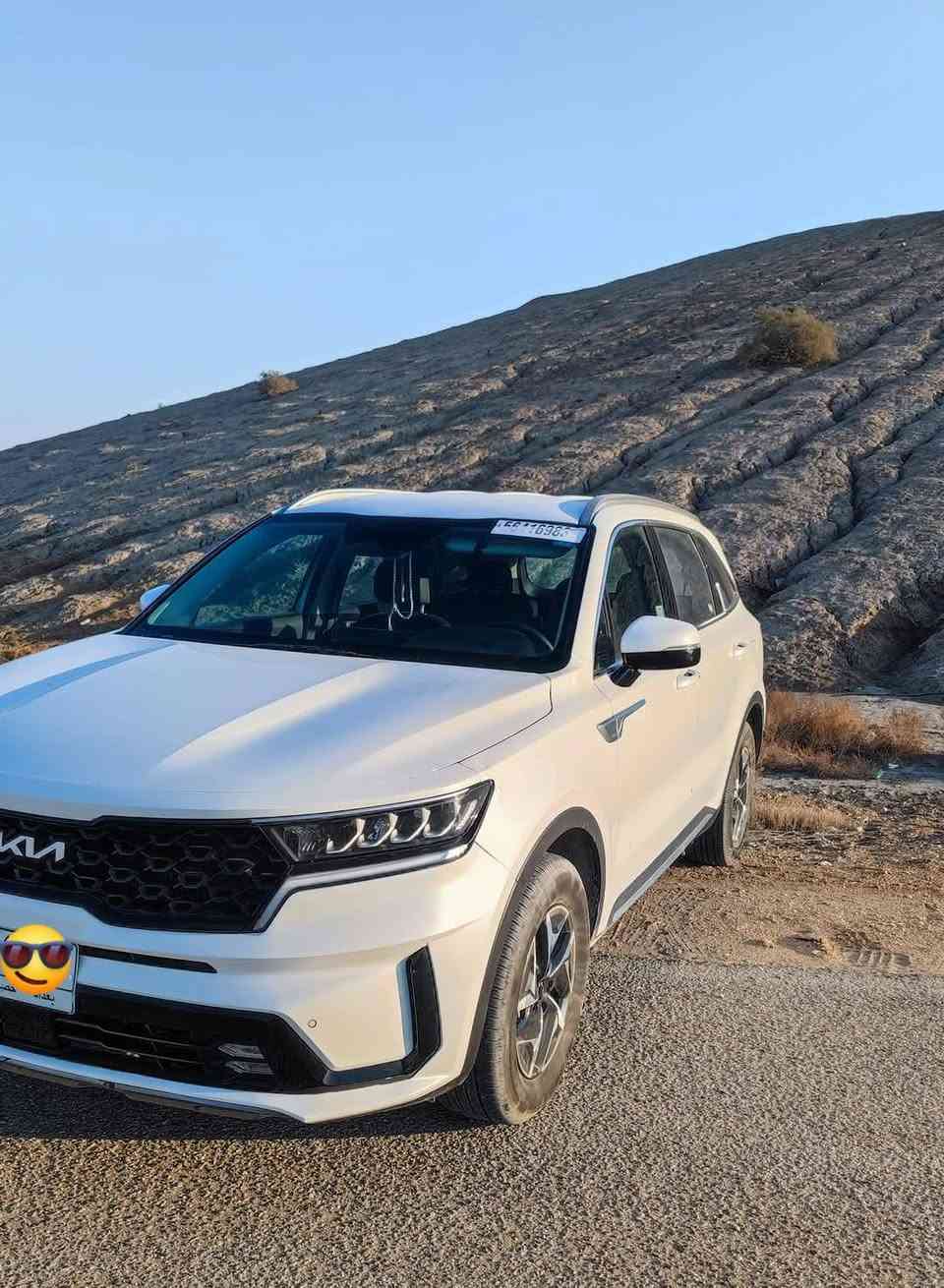 سورنتو هايبرد 2023 امريكي فول مواصفات
بدون اي قطعة صبغ
فول مواصفات كاميرات حساسات رادارات 
كشنات جلد و كهرباء و تدفئة 
انارات ترحيب باليدات
ماشية 16 الف ميل فقط 
محركين بنزين 4 سلندر و محرك كهرباء 
اقتصاد مو طبيعي بالوقد 
تفويلة تمشيك 1000 كيلومتر 
تفويلة وحدة تكفيك شهر كامل 
رقم بغداد مشروع وطني  باسمي تحويل ثاني يوم و بجميع المحافظات
حادث بنيد سطحي فقط و مبدل ببنيد خليجي ابيض نفس اللون و الدعامية خليجية لون ابيض و بجم خليجي بالكامل
السعر 
للتواصل ***********
