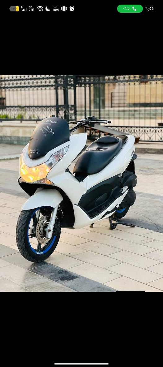 السلام عليكم للبيع دراجه pcxجيل الاول دراجة مال رمبه مديل18 ماخذها رمبه الدراجه على  ايدي حجم مكينه 150ياباني الاصلي دراجه جديده مال جناي  سويجين  بيه 
ياباني الاصلي دراجه كامله أستان كهربائي حساس ازدحام ٢حرف Aدراجه جديده الدراجه مكينه لوك شلعه معدل خير من اللّٰه دراجه تكول جديده بمعنئ الكلمه واحلا من الصور  دراجة مكينه مكفوله اي نقص مابيه
السعر900 و مجال قليل 
***********المكان  بغداد
