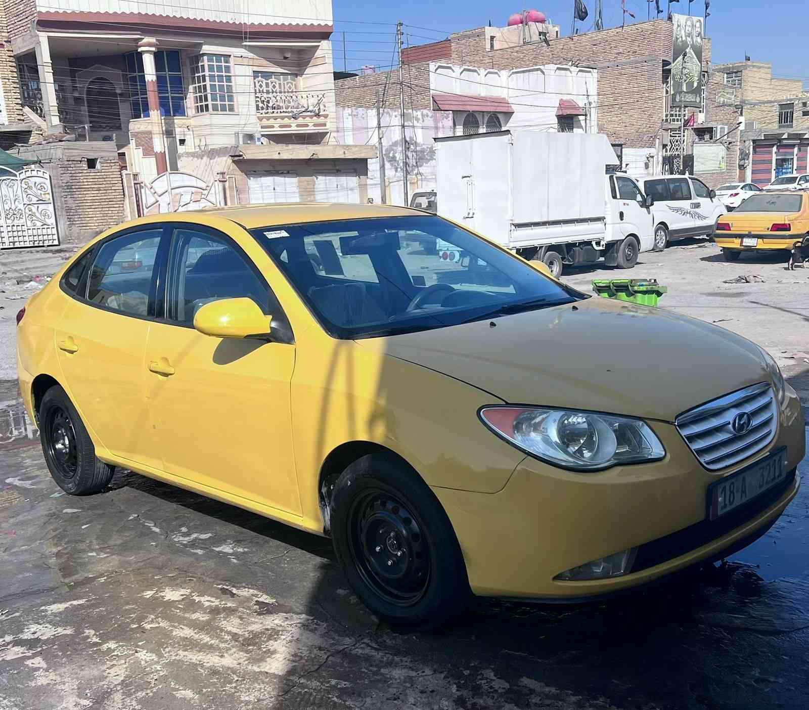 سلام عليكم
الانترا صابونه 2010 امريكي حادث جاملغ وبنيد بدون دواخل تبديل قطعه وحده بس الجاملغ والبنيد مصلح نفسه مكينه 2000حاويه رقم بابل نكليزي مصفره هيئه ومرور 
للاستفسار ***********العنوان ناصريه /غراف
