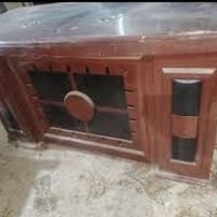 ميز مكتب • رفوف ديكور • سعر مناسب