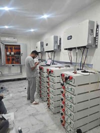 اعمال كوادرنا في شركة زحل للطاقة الشمسية لمنظومة 150KW بنظام High volt...