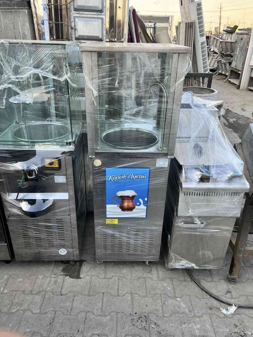 سلام عليكم 
مستعدون للتجهيز المطآعم 
و بيع و شراء الأغراض المستخدمه 
سيد مصطفى ***********
