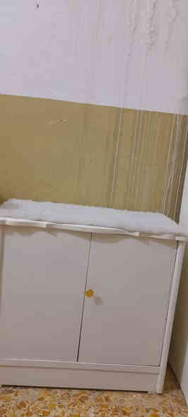 السلام عليكم..
غرفه نوم للبيع مستعمله قليل خشب صاج 
نضيفه شخط مابيه السعر خاص للاتصال ***********.
