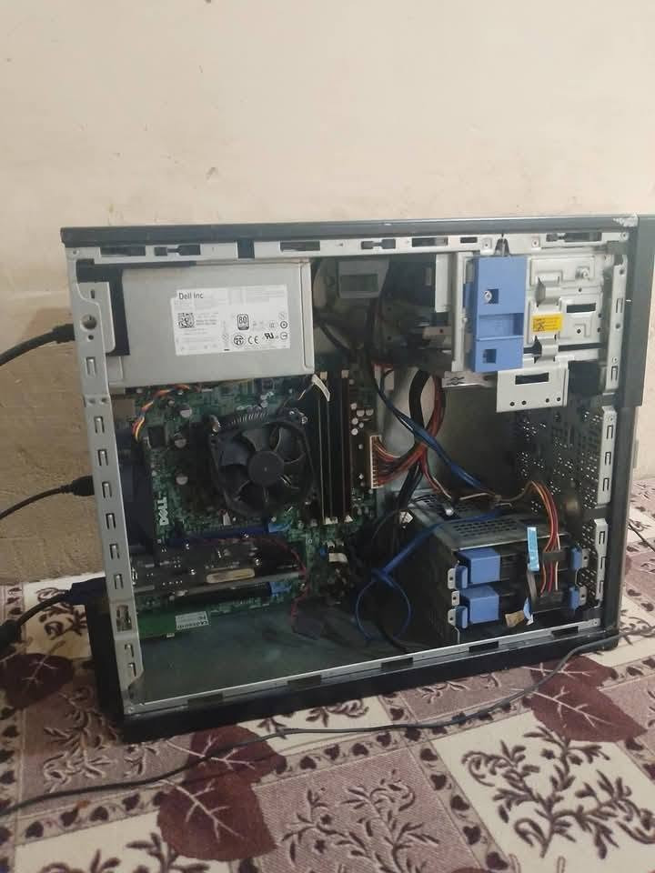 السلام عليكم
حاسبه للبيع او مراوس ب ايفون
ذاكره 1124
بعده جديده صار يومين من اشتريته ماعرف بيه وماعندي مجال
تنزل جميع انواع العاب 
السعر 350


**إذا كنت صاحب هذا الإعلان وتريد حذفه لأي سبب، رجاءا أرسل رسالة إلى الدعم الفني**
