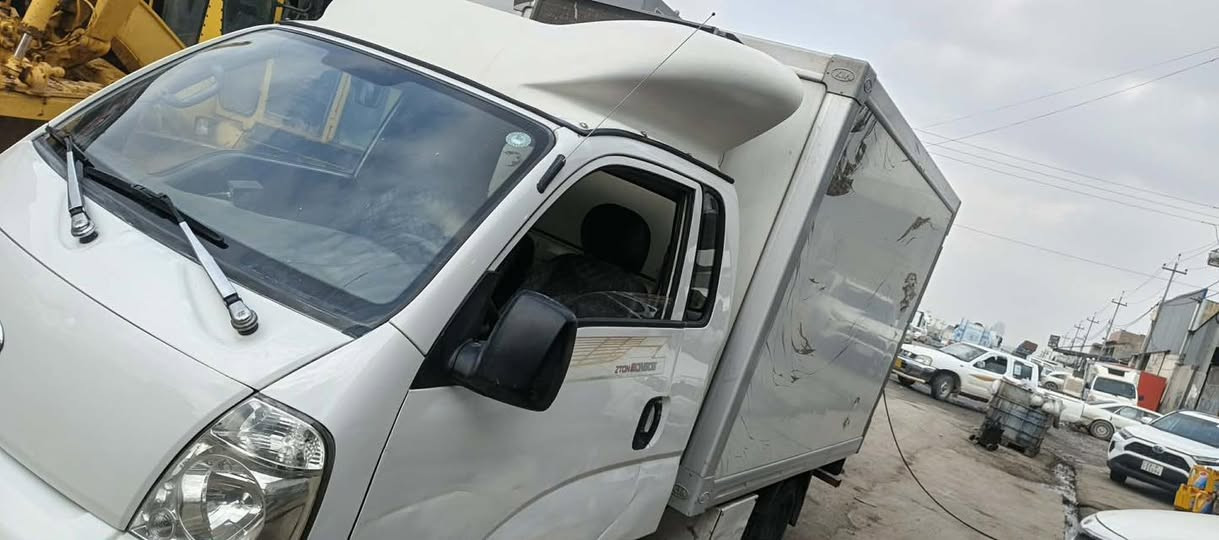 کیا لۆ فرۆشتن شتی شاز و جوان و هەرزان.           کیا مۆدێل 2011.      بیلادی بەراد 2700.             رەقەم هەولێر.           بۆدی ٣ قولاب.                      دەرکەی سەیاق و بۆنیت سبوغە.          مەکینە بەراد بە شەرت             نرخی135   و مەجال  
***********
*********** 
Viber 
Whatsapp
