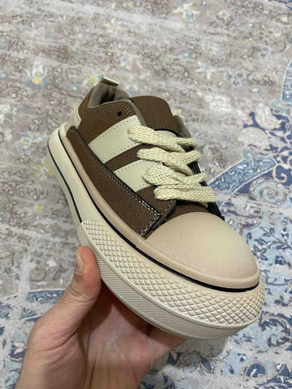 حذاء باندا الموديل الجديد مال امزون غير مستخدم قياس 38 السعر 17 الف والتوصيل مجاني


**إذا كنت صاحب هذا الإعلان وتريد حذفه لأي سبب، رجاءا أرسل رسالة إلى الدعم الفني**