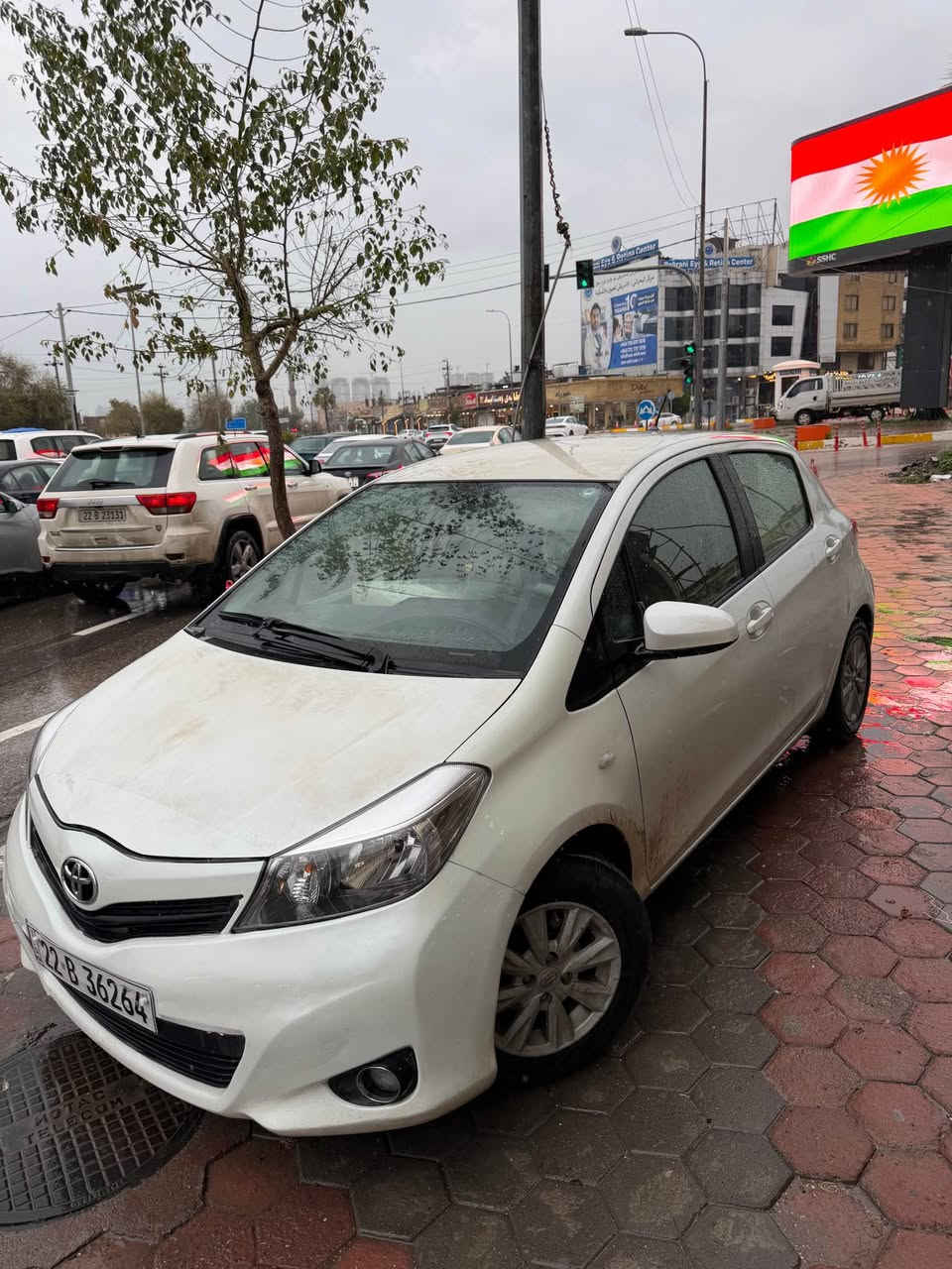 Toyota yaris 2012 
بەناوی خۆمە
سەنەوی و هەزە و ژینگەو ریگاوبان نویە تا ٢٠٢٩
١٩٣ هەزار رۆیشتووە
 بێ سبوغ بێ تعدیل بێ دەعم هەموی بەشەرت 
کلین زۆر پاک و خاوێن مایتەوە
٩٨ ورقە و معامەلەی برایانە أربيل, العراق


**إذا كنت صاحب هذا الإعلان وتريد حذفه لأي سبب، رجاءا أرسل رسالة إلى الدعم الفني**