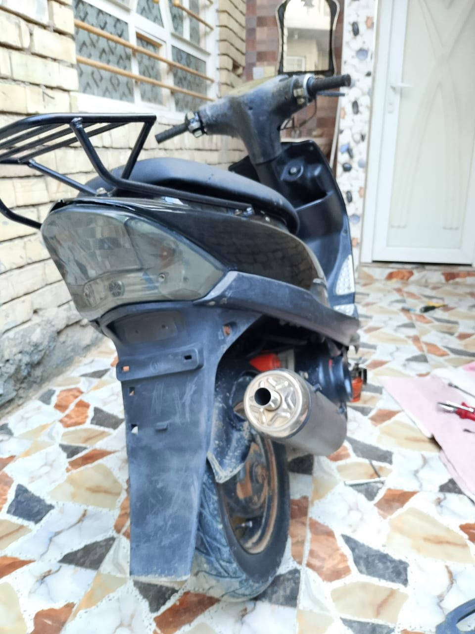 دراجة ماكس عدلة نظيفة كلش وكاملة من كلشي مابيها نقص بلادية مكينة خير من الله شلعة قوية السعر 550 وبيها مجال قليل للاستفسار *********** متواجد واتساب
