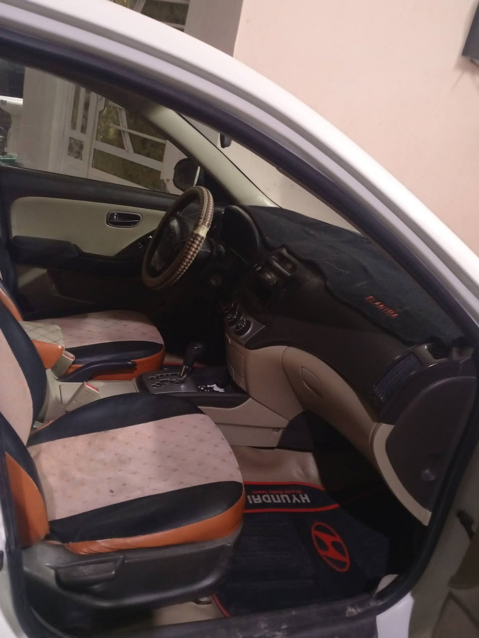 سلام عليكم
الانترا موديل2011 سياره خير من الله 
مكينه 1600  مكان السياره واسط الصويرة سياره مكلوبه
السعر 70 وبيها مجال حق الجيا ✅
الاستفسار على هاذا الرقم ✅ 
(***********)

