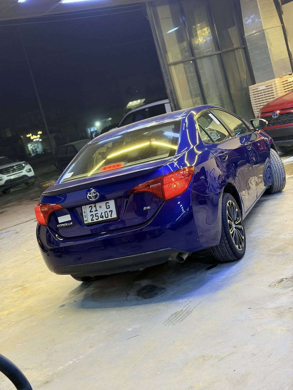 كورلا 2017 se.          حادثها جاملغ خلفي وبنيد
مواصفاته معروف.  كير جديد مال حاويه 
محرك مكفول لا تنقيص ولا شي دهن ميتاسو 
تخم تاير ويل كب 
صدر امامي خلفي ودرام شفت 
 كامله مكمله 
سنويه بسمي 2025 جديدة سلمانية 
شرط تحويل 
شفتات + حساسات 
دشبول ولا قلوب مشتغل 
صيانه كامله للمحرك نوزلات وبلاكات 

السعر 127 وبيها مجال.   ما اتعامل بالتلفون تجي بيك خير وتدلل.الاتصال .***********

مكانها ديالى بعقوبة
