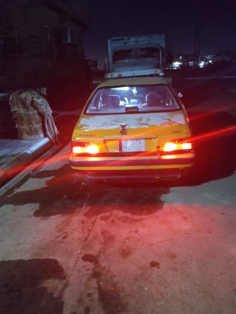 السلام عليكم
سيارة لبيع السعر مليون دينار مداور ثاني يوم 
مكلف بل نشر رقم صاحبة ***********
