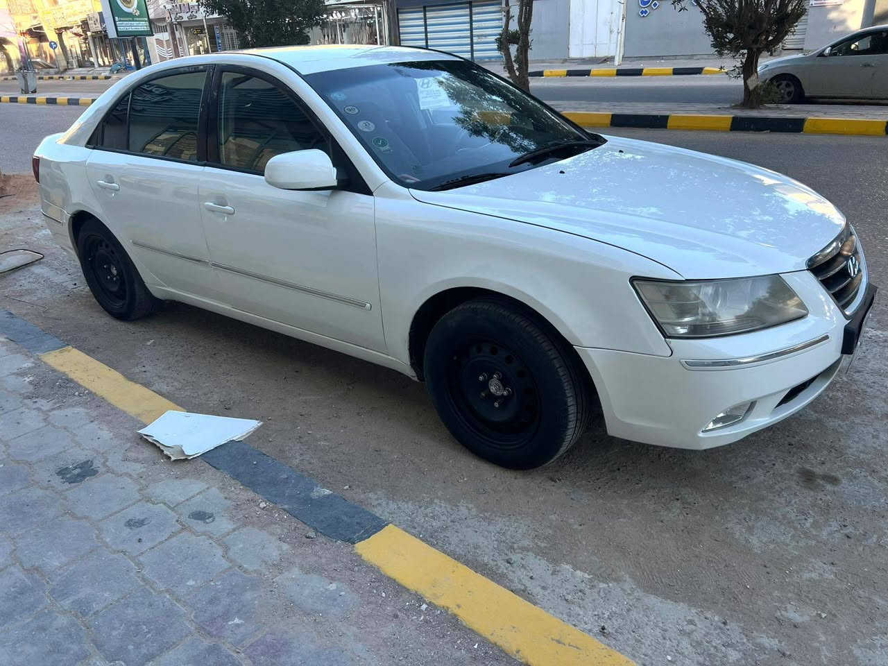 سلام عليكم سوناته موديل 10جاهزه كير5نمر مكينه 2400حداديه تخم تاير رقم اربيل الماني فقط تحويل السعر 98وبيه مجال بصيط مصبوغه عام بيه طخه بل جاملغ الخلفي مكاني نجف ***********
