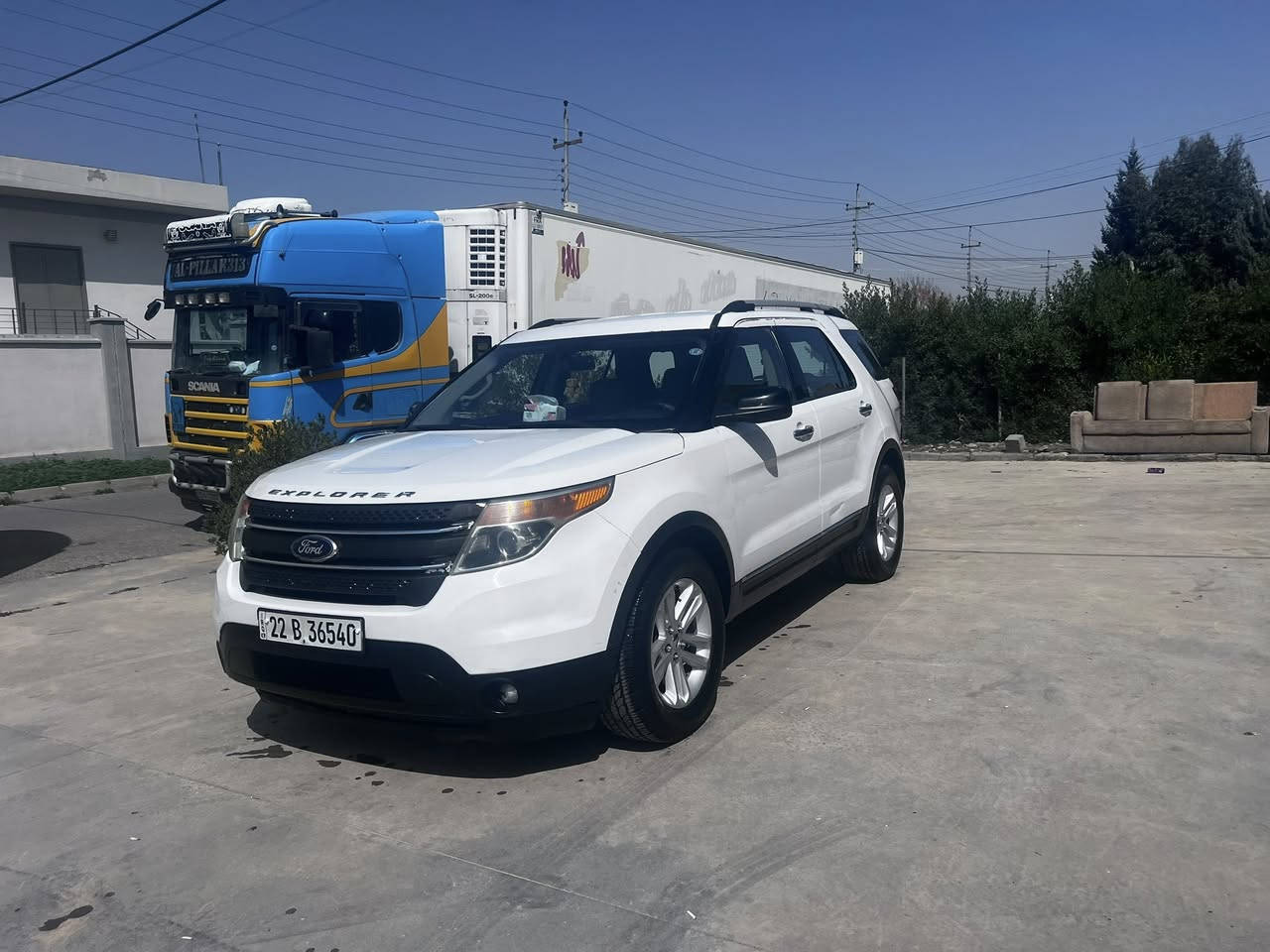 2013 خليجي 8 راكب 6 سلندر قطعه وحده صبغ 
سعر 145 بيع او مراوس


**إذا كنت صاحب هذا الإعلان وتريد حذفه لأي سبب، رجاءا أرسل رسالة إلى الدعم الفني**