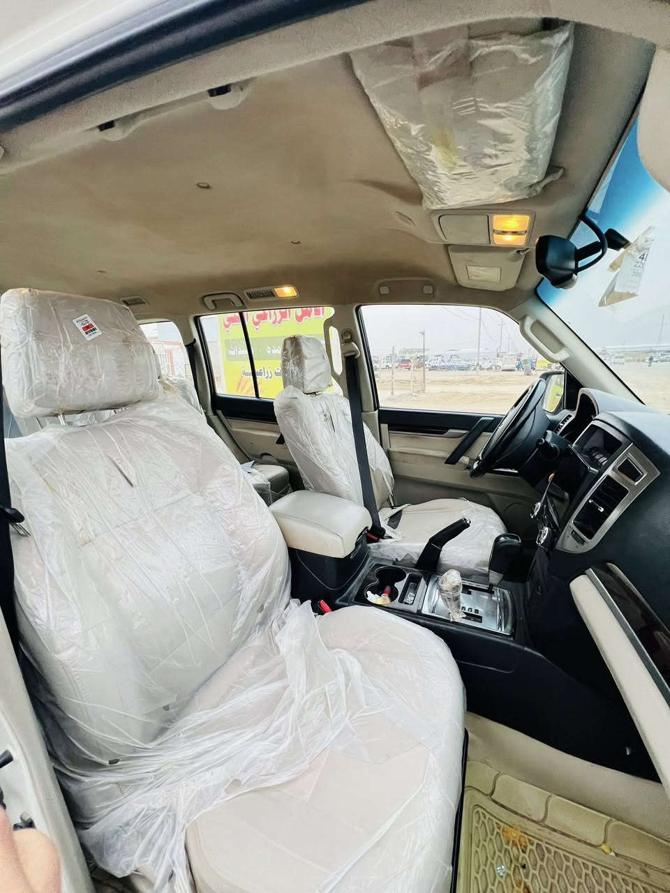 مستيبوشي باجيرو
مديل2016
كير اوتماتيك
محرك 6سلندر 
مكفوله كفاله عامه
ماشيه 100
للاستفسار اكثر  اتصل: ‭0771 347 2192‬
