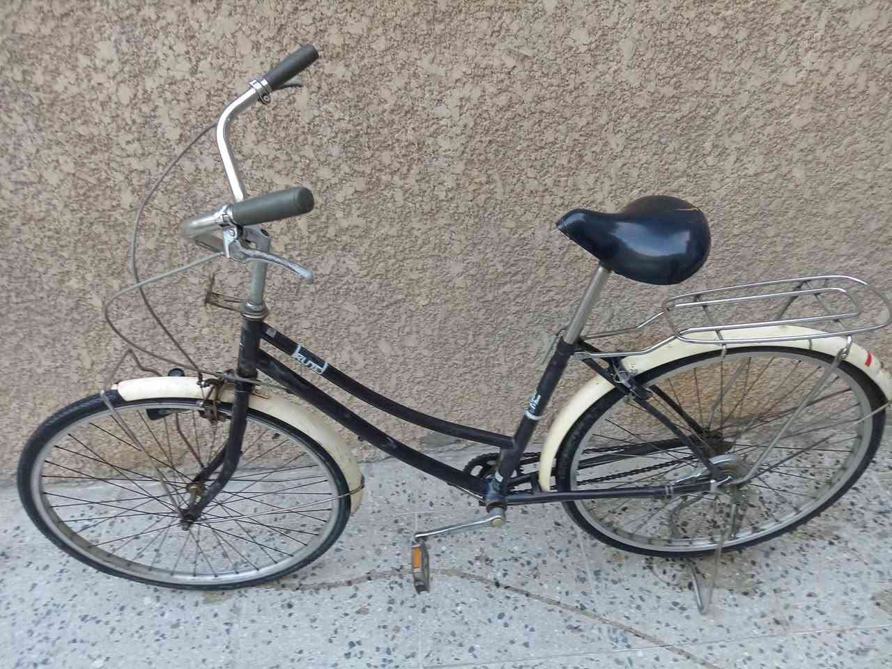 بايسكل بناتي حجم 26 مابي اي عطل السعر 80 وبي مجال المكان بغداد الجديدة


**إذا كنت صاحب هذا الإعلان وتريد حذفه لأي سبب، رجاءا أرسل رسالة إلى الدعم الفني**