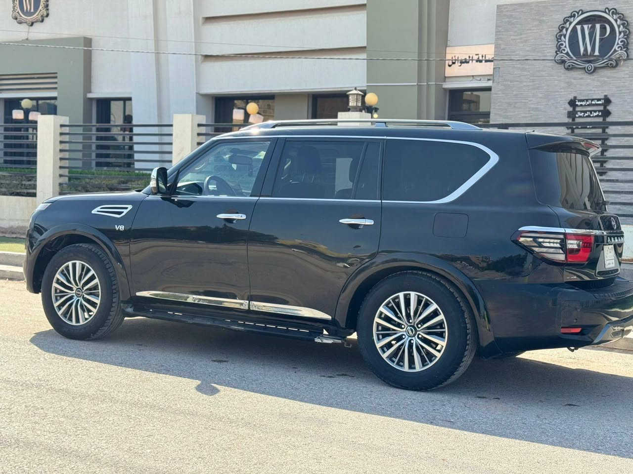 السلام عليكم للبيع او المراوس حسب القناعه نيسان فول مواصفات  موديل 2021  اصل شرط المداور وارد امريكي جاملغ خلفي فقط صبغ بدون داخل والباقي كفاله والسونارت  2بلمنشور مرفقات صور الحادث بلمنشور السعر 270 وبي مجال حك الحيه لتكلي شكد بيه تعال شوفه وبك خير ودلل كير ومحرك وحداديه جاهز 100/100 سيا فخام فول محرك 5600 عنواني النجف الأشرف *********** النجف, العراق
