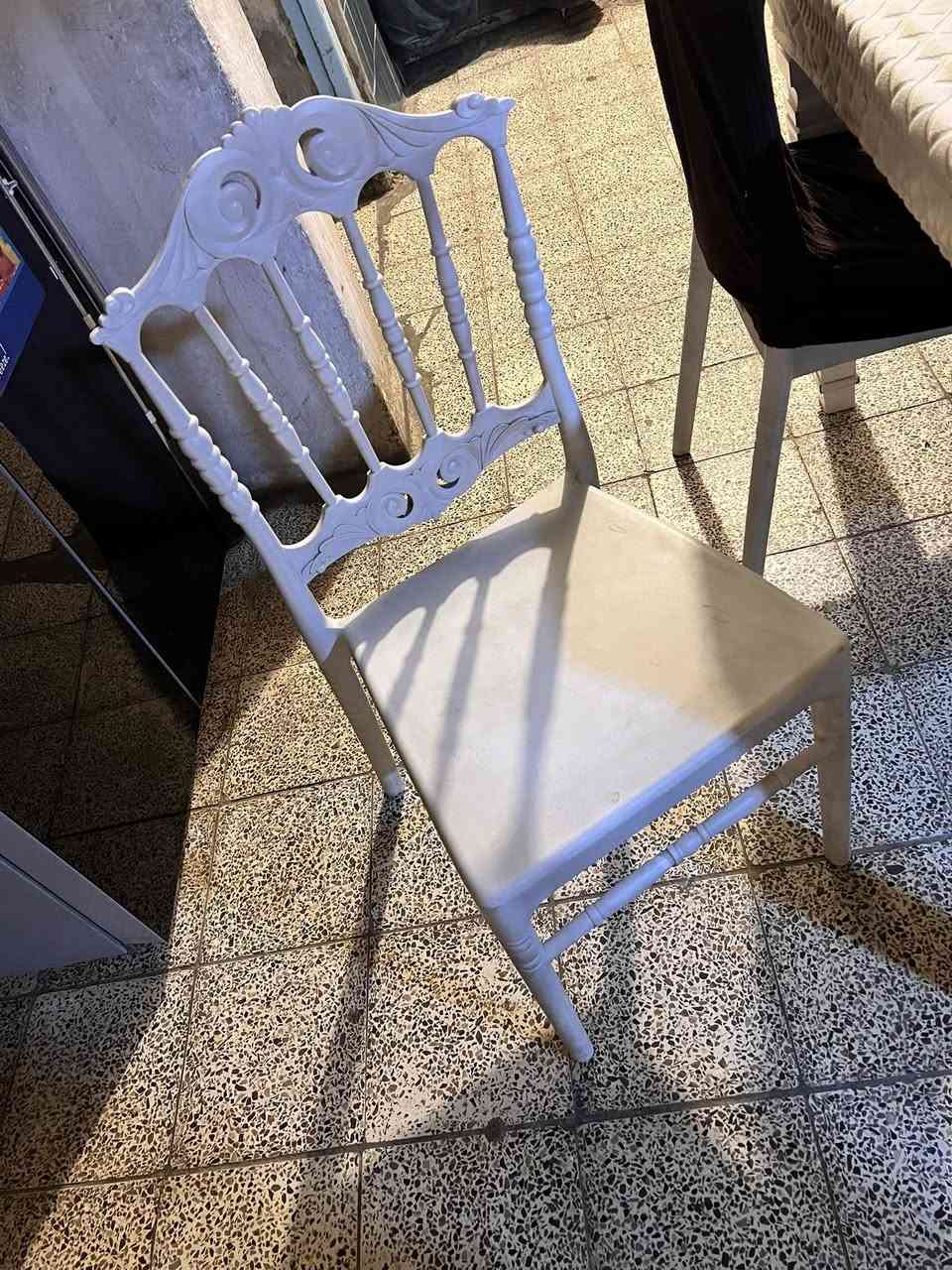 ميز طعام مع ٤كراسي عضم عاج الميز بي حرق بسيططط اريده ب ٢٠٠


**إذا كنت صاحب هذا الإعلان وتريد حذفه لأي سبب، رجاءا أرسل رسالة إلى الدعم الفني**