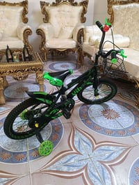 بايسكل صيني حجم 18 اي عيب مابي بعد جديد مامستخدمينه ابد بعده على نضافت...