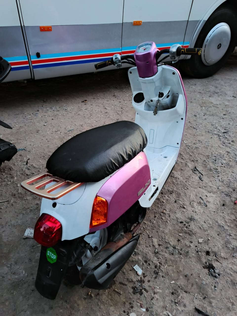 ماكس بوليسي نضيفة الدراجة ، مكان نجف 
السعر ٦٠٠ و بيها مجال 
للتواصل ***********
