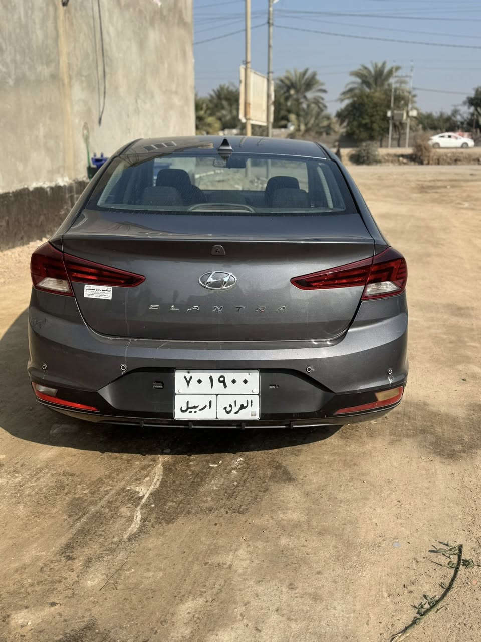 السلام عليكم للبيع النترا 2020 وارد كندي الون رصاصي فيلي حادث جاملغ بنيد لباقي بلادي  شاصي ولغد سليم سياره جديده جدا ماشية 150كيلو متر  مواصفات نص فول
محرك 2000 دوش
شاشة كبيره مع كاميرا دواره تحكم ستيرن كروز سرعة مانع انزلاق تدفئه كشنات وستيرن  وضعيات قيادة مود درايف ويل كب بلادي
رقم اربيل ماساقطه السنويه بيهة سنتين  السعر 132 وبيه مجال بسيط ***********  مكاني كربلاء طويريج
